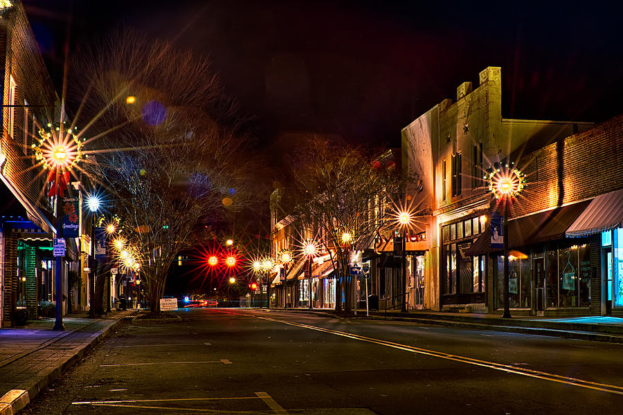 Downtown York South Carolina The White Rose City At Christmas Ti ...