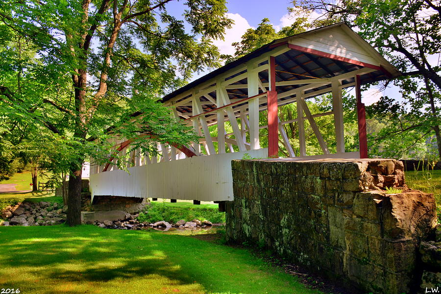 Dr. Knisley Covered Bridge Photograph by Lisa Wooten