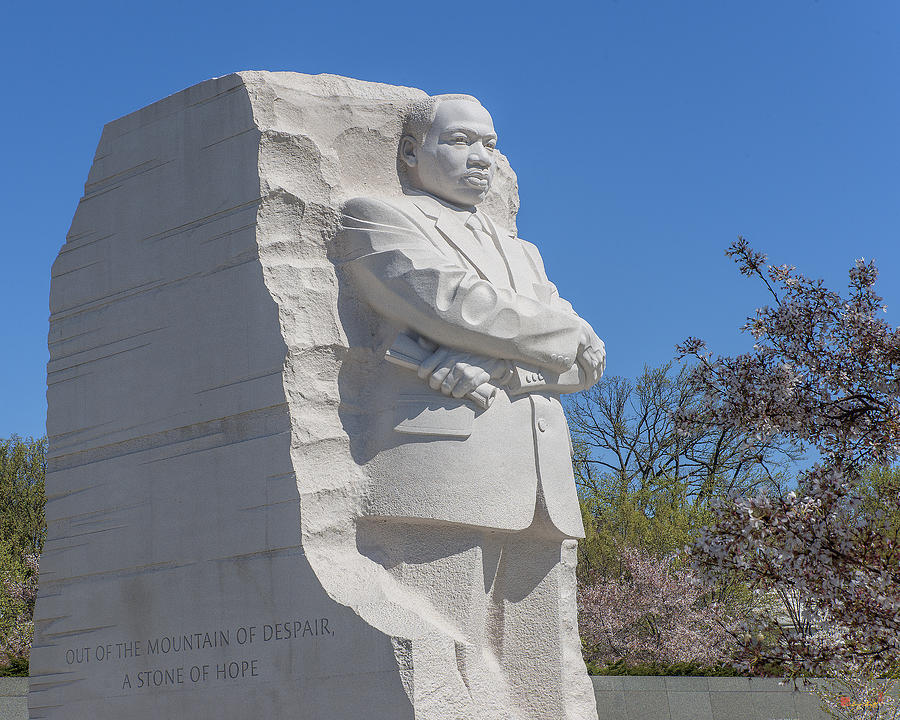 Dr. Martin Luther King, Jr. Memorial at Cherry Blossom Time DS0073 Photograph by Gerry Gantt