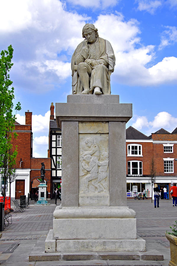 Dr Samuel Johnson Statue - Lichfield Photograph by Rod Johnson