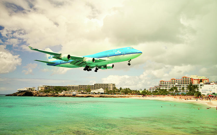 Dramatic Landing at St Maarten Photograph by Nick Mares