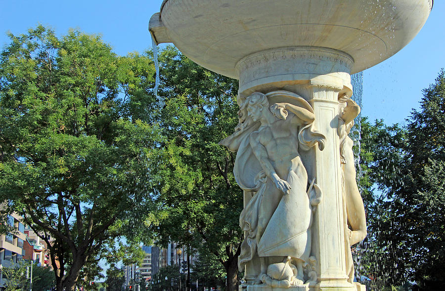 Dupont Circle Fountain -- The Wind Photograph by Cora Wandel