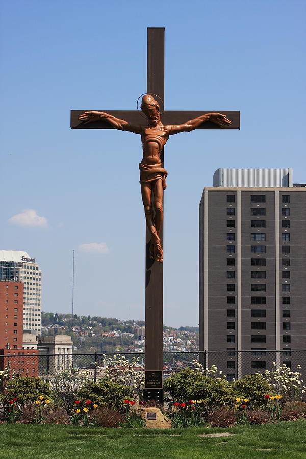 Pittsburgh Photograph - Duquesne Cross by Andrew Romer