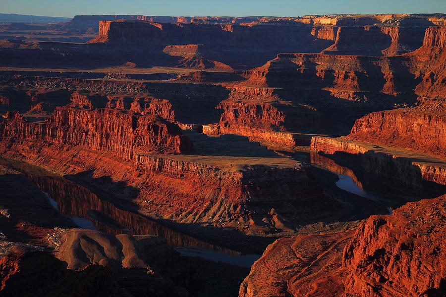 Early morning light hits Dead Horse Point State Park Photograph by Jetson Nguyen
