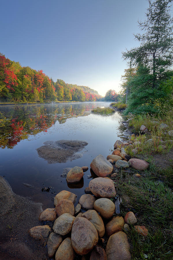 Early Color on Bald Mountain Pond Photograph by David Patterson