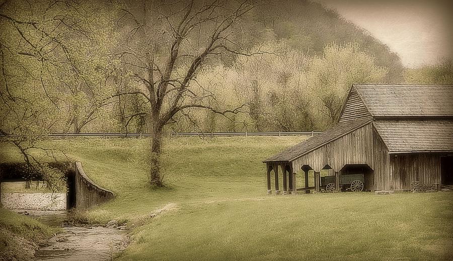 Barn Photograph - East Tennessee Countryside by Toni Abdnour