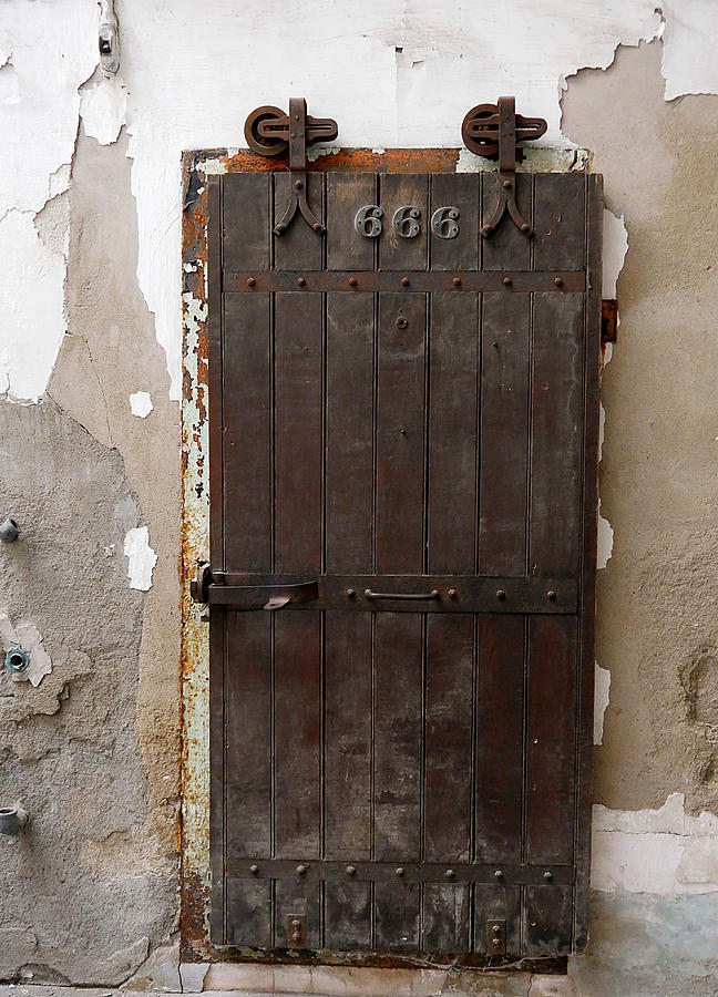 Eastern State Penitentiary - Devils Door Photograph by Richard Reeve