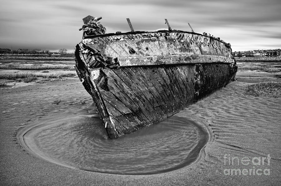 Ebb tide Photograph by Steev Stamford