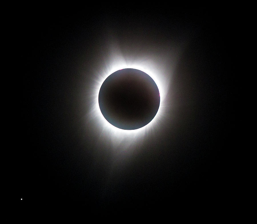 Total Eclipse Photograph - Eclipse Corona by Kent Duryee Total Eclipse Photograph - Eclipse Corona by Kent Duryee