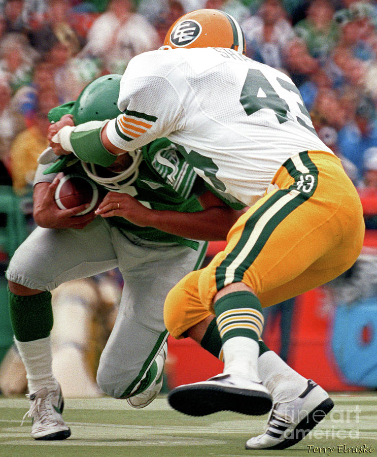 Edmonton Eskimos Football - Craig Shaffer 1985 Photograph by Terry ...