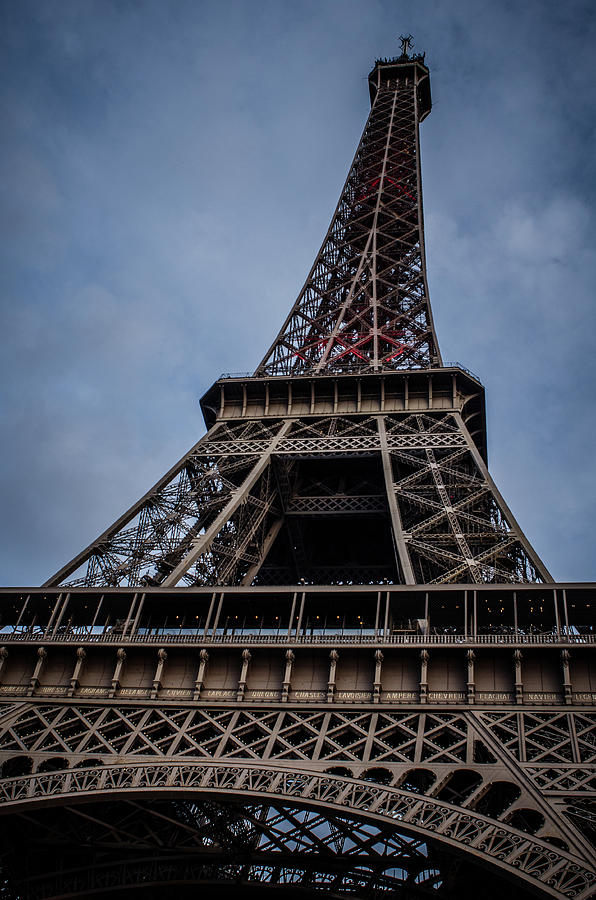 Eiffel Tour Visit Photograph by Miguel Winterpacht