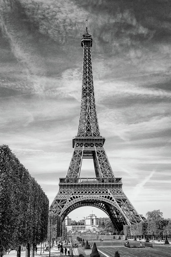 Eiffel Tower - Black and White Photograph by Joe Myeress