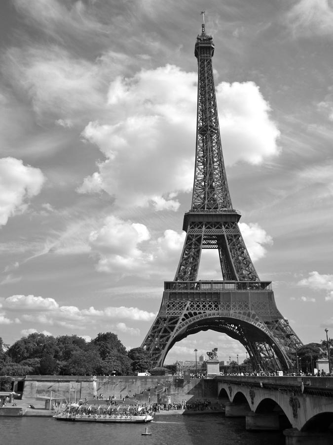 Eiffel Tower In Grayscale Photograph By Caitlyn Randels 