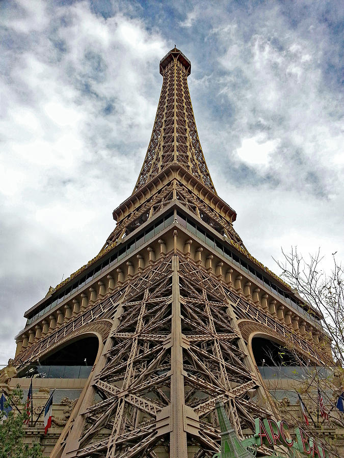 Eiffel  Tower  Las  Vegas Photograph by Carl Deaville