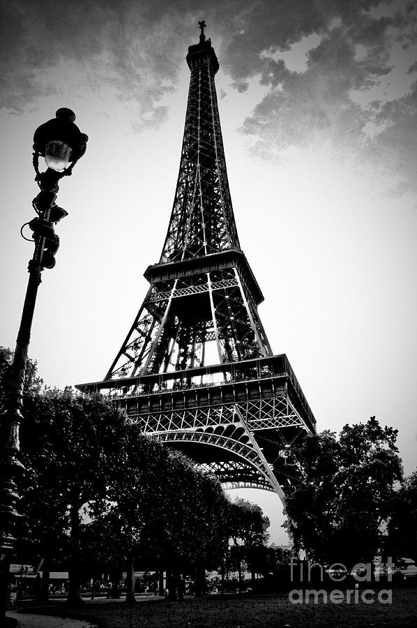 The Eiffel Tower with vignetting Photograph by Micah May