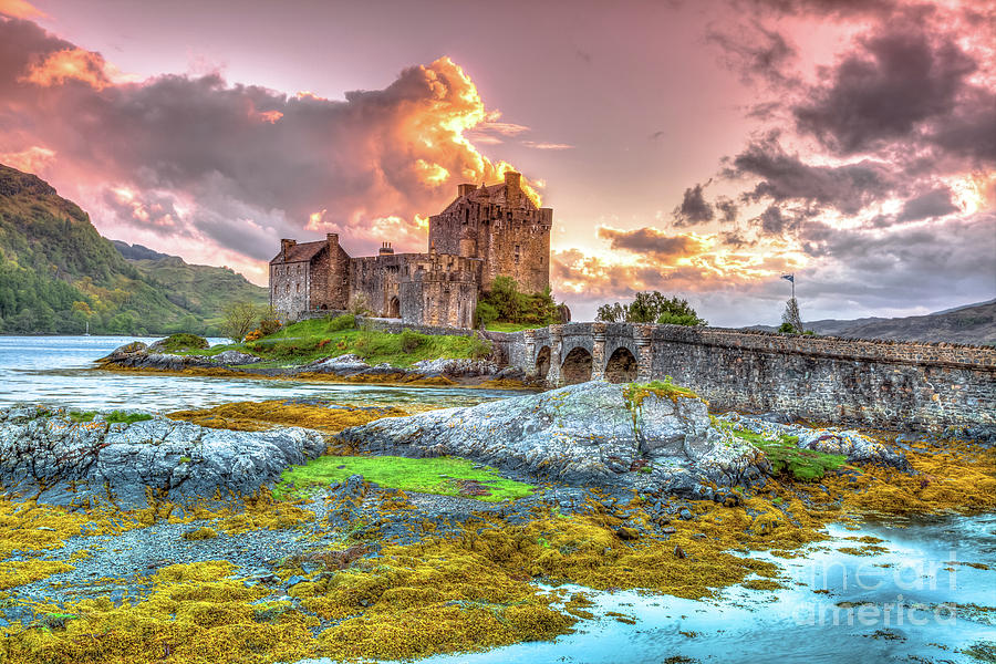 Eilean Donan Castle Photograph by Benny Marty