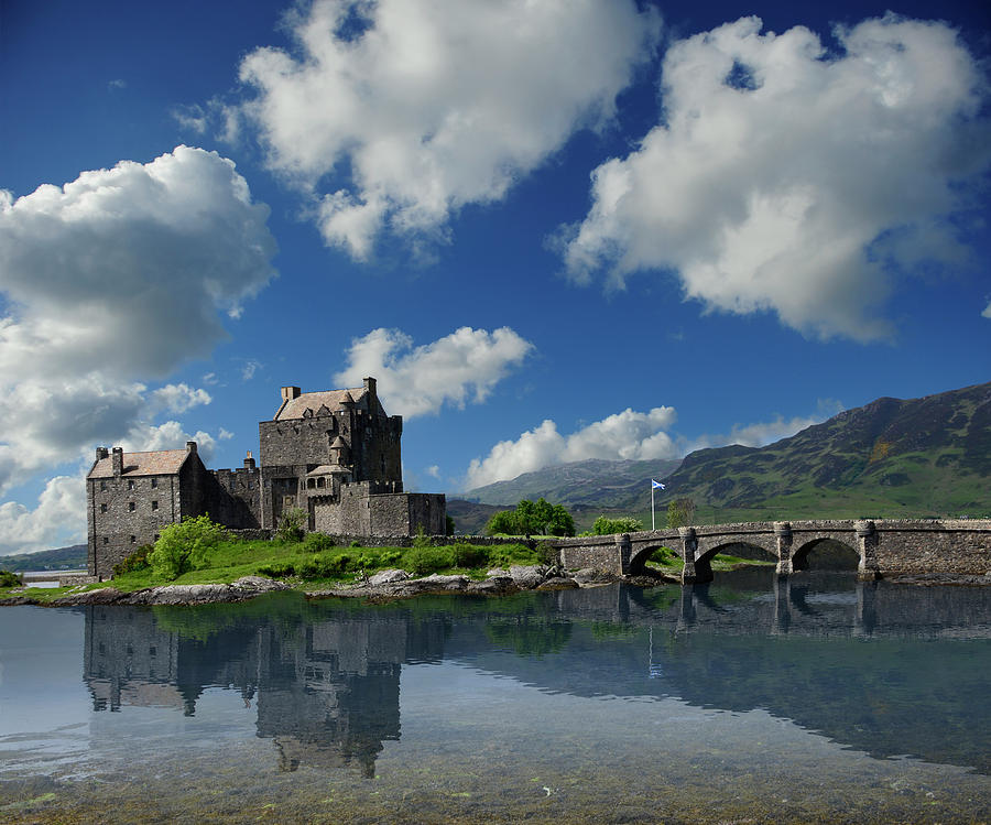 Eilean Donan Castle Photograph - Eilean Donan Castle by Don and Bonnie Fink Eilean Donan Castle Photograph - Eilean Donan Castle by Don and Bonnie Fink