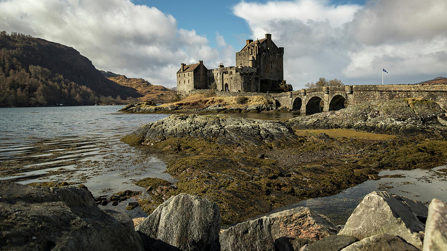 Eilean Donan Castle Photograph by Holly Ross