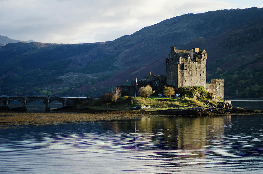 Eilean Donan Castle Photograph by Javier Sanchez de la vina - Fine Art ...