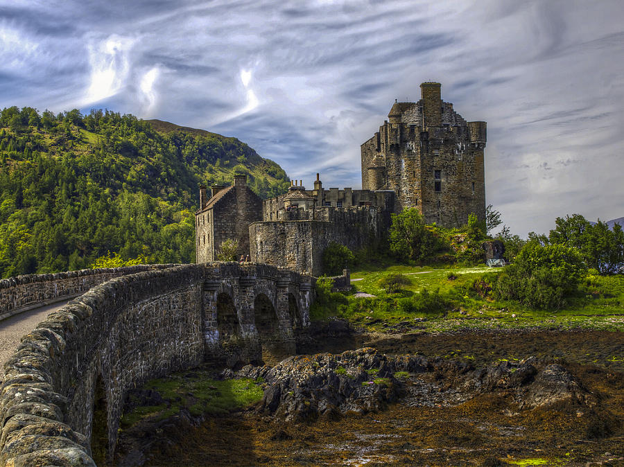 Eilean Donan Castle Photograph by Valerie Mellema - Fine Art America