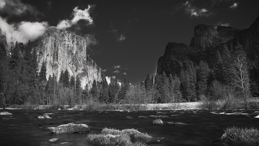 Yosemite National Park Photograph - El Capitan by Eduard Moldoveanu