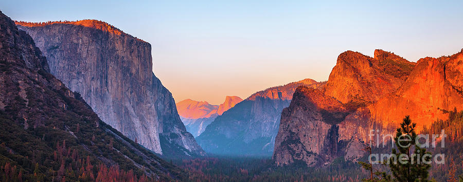 El Capitan sunset Photograph by Benny Marty