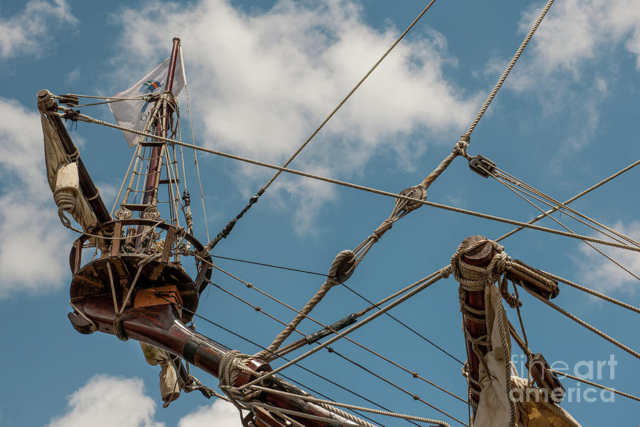 El Galleon Crows Nest Photograph by Dale Powell