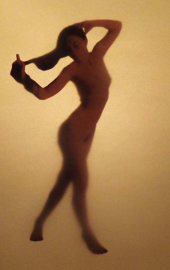 Nude Photograph - Elegant Nude by Anna Louise Middleton