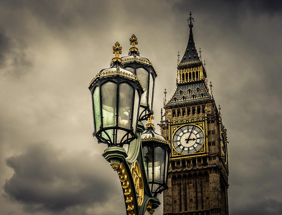 Elizabeth Tower and Lamp on Westminster Bridge Photograph by Nicky Jameson