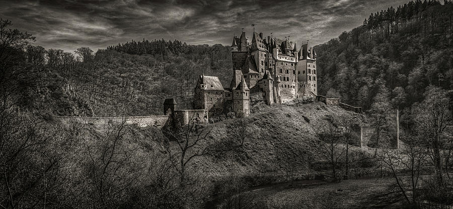 ELTZ castle Photograph by Hans Zimmer