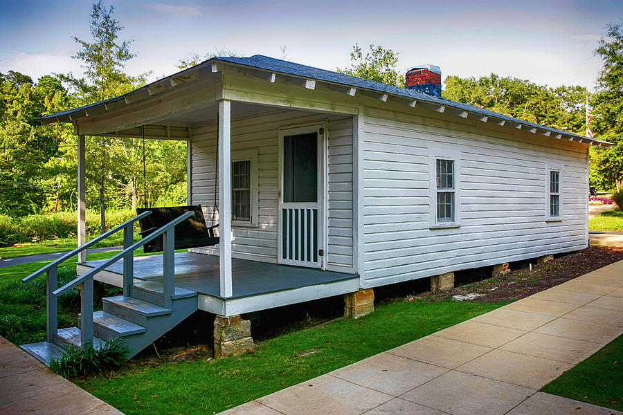 Elvis Birthplace Tupelo Photograph by Chris Smith