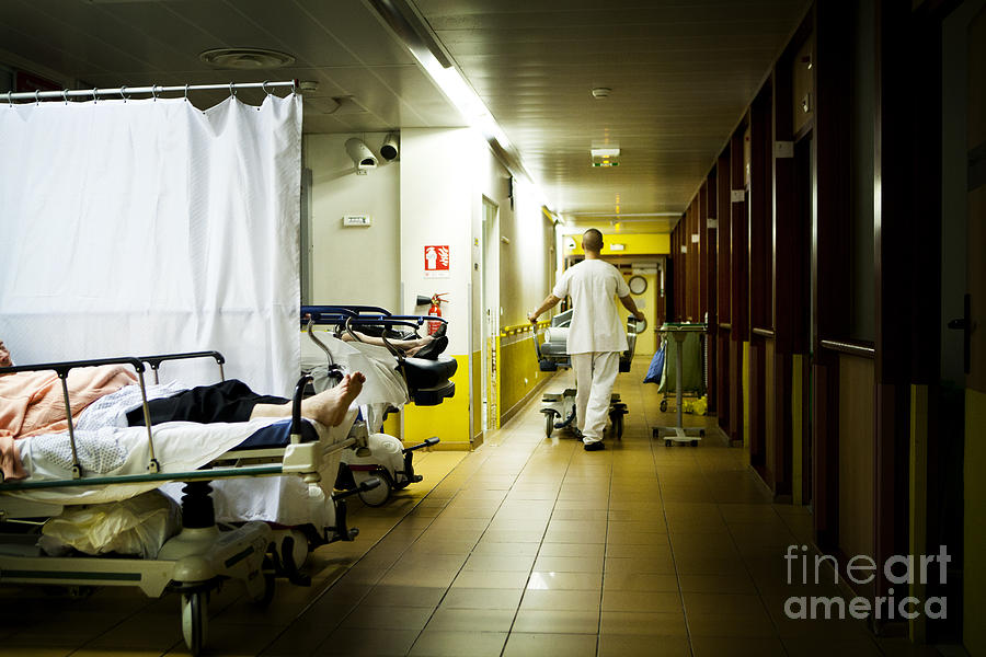 Emergency Room At Night Photograph by Amlie Benoist