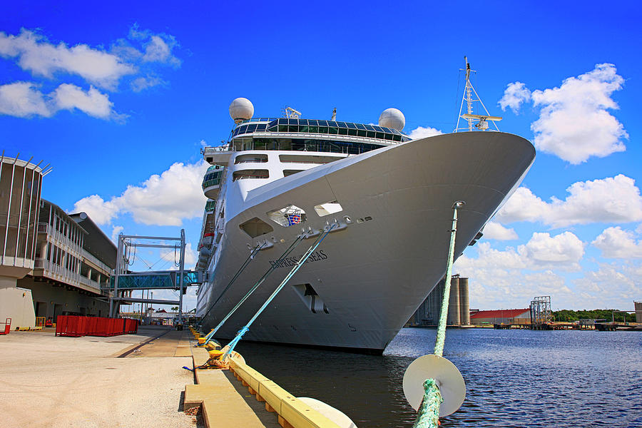 Empress of the Sea cruise ship Photograph by Chris Smith