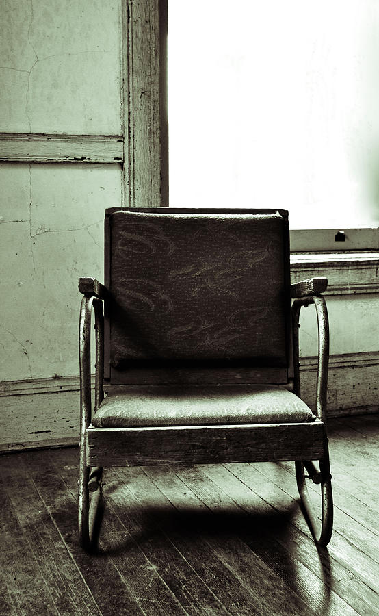 Empty Chair Photograph by Holly Blunkall