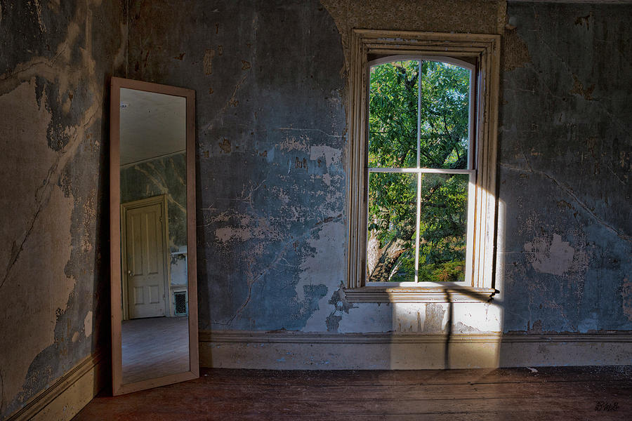 Empty Room III Color Photograph by David Gordon
