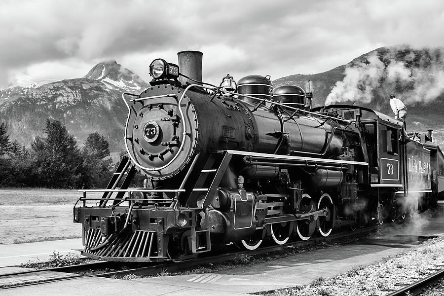 Engine 73 Photograph by Dawn Currie Engine 73 Photograph by Dawn Currie
