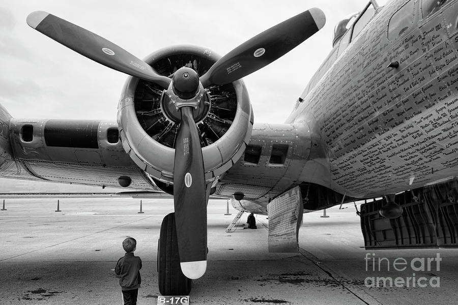 Engine Propeller B-17 Heavy Bomber Wwii Photograph By Chuck Kuhn