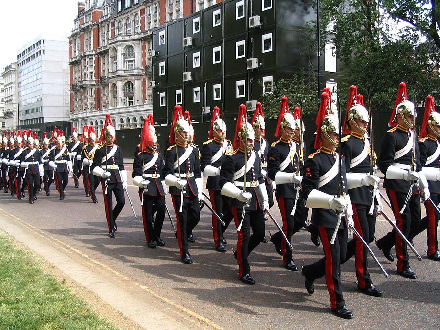 England London Guardsmen Photograph by Yvonne Ayoub