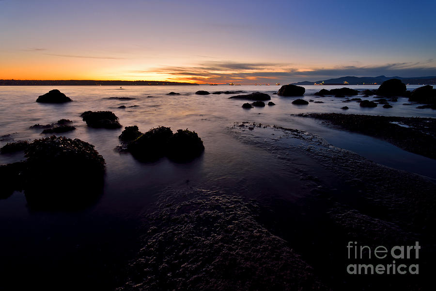 English Bay Sunset Photograph by Terry Elniski