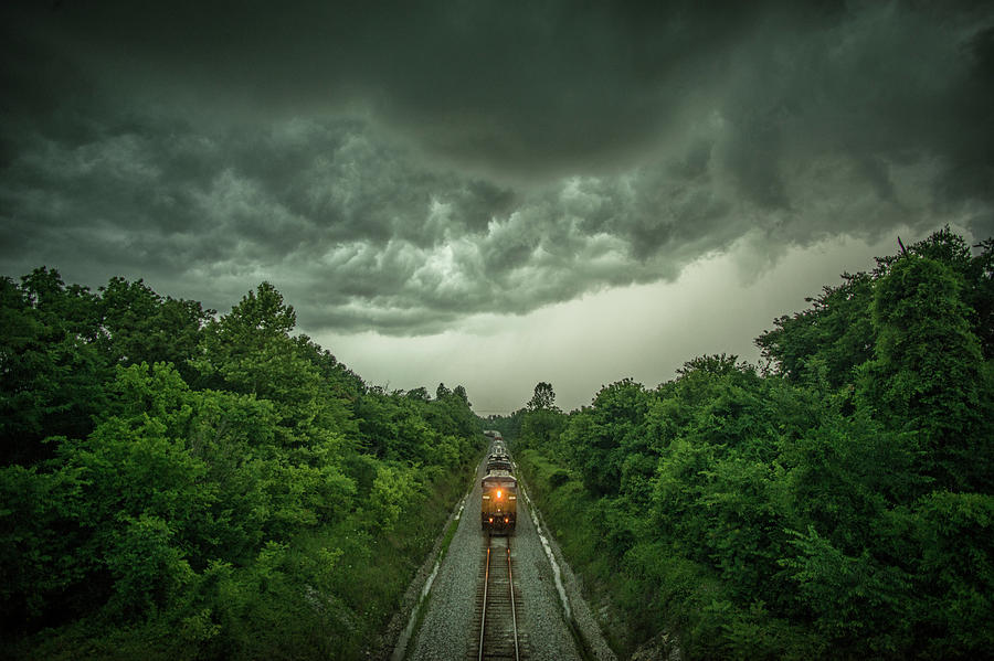 Entering the storm Photograph by Jim Pearson