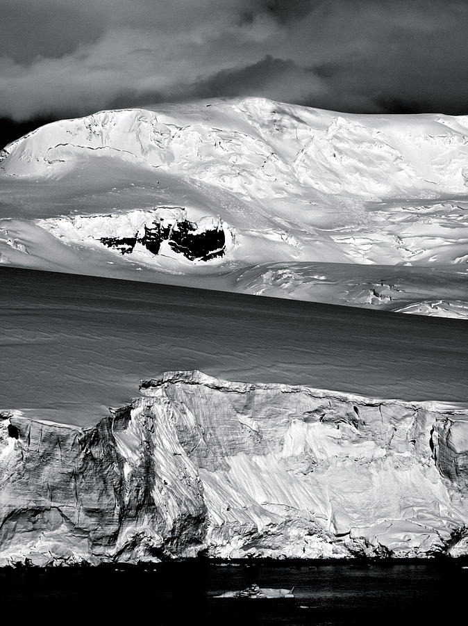 Errera Channel Antarctica 31 Photograph by Per Lidvall
