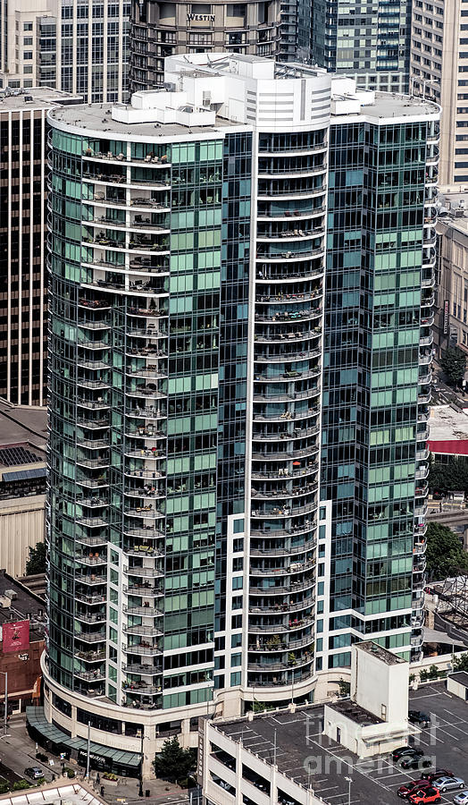 Escala Seattle Condominiums Photograph by David Oppenheimer
