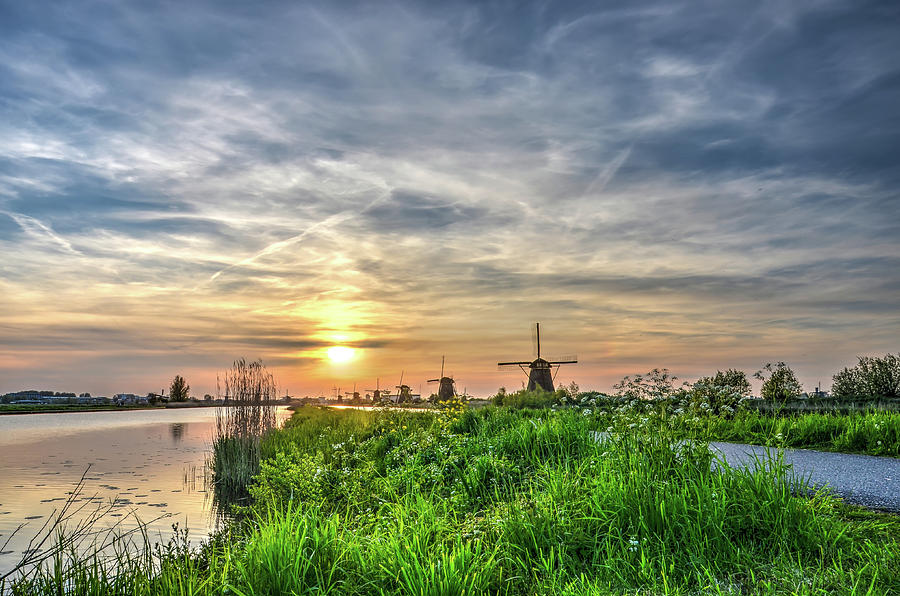 Evening Splendor at Kinderdijk Photograph by Frans Blok