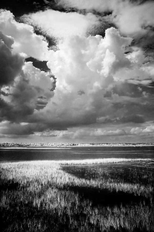 Everette Bay -3 Photograph by Alan Hausenflock