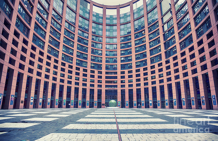 Exterior of the European Parliament of Strasbourg, Photograph by Ariadna De Raadt