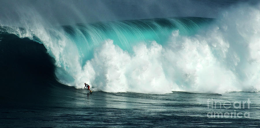 Jaws Photograph - Extreme Surfing Hawaii 11 by Bob Christopher