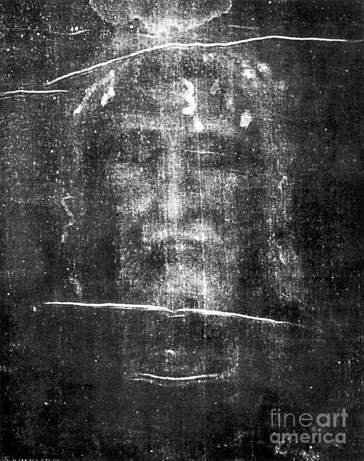 Jesus Christ Photograph - Face of Jesus Christ on the Turin Shroud by Mary Evans Picture Library