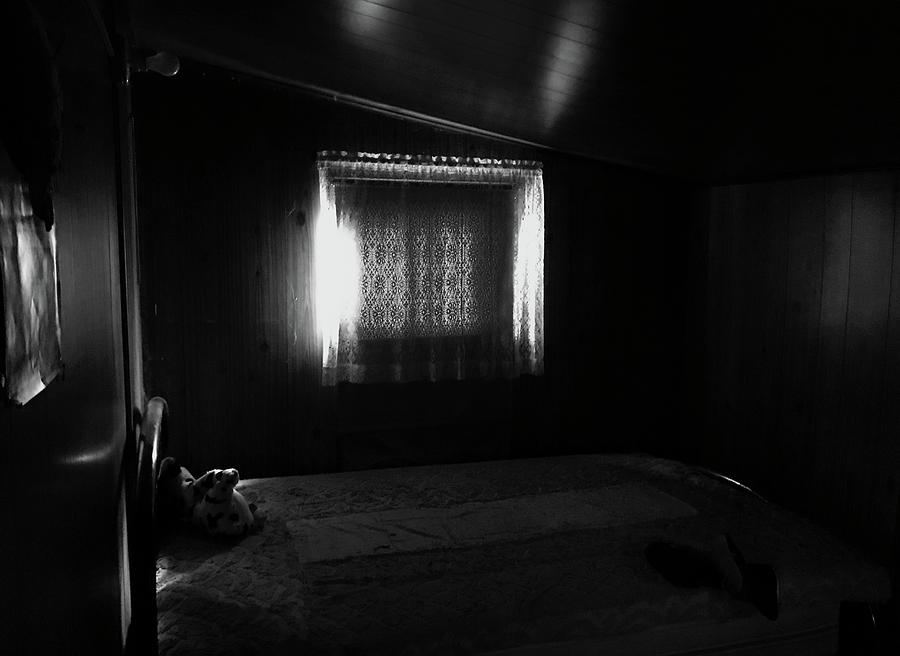 Fading Light within a fading Bedroom Photograph by Brian Sereda