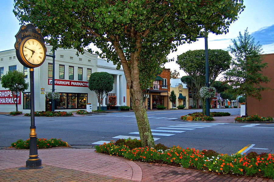 Flower Painting - Fairhope Ave with Clock by Michael Thomas