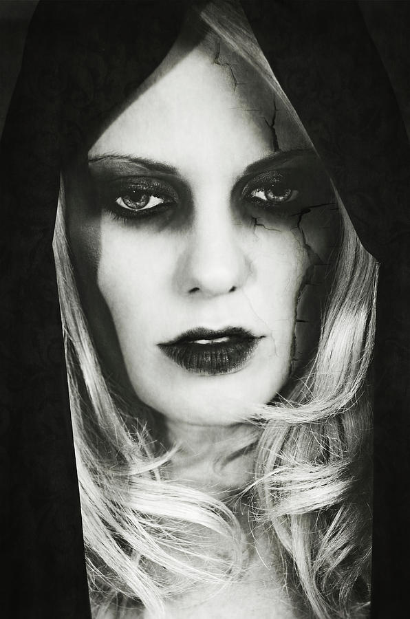 Dark Photograph - Fake Beauty by Sotiris Filippou Dark Photograph - Fake Beauty by Sotiris Filippou